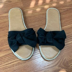 Loft Bow Sandals